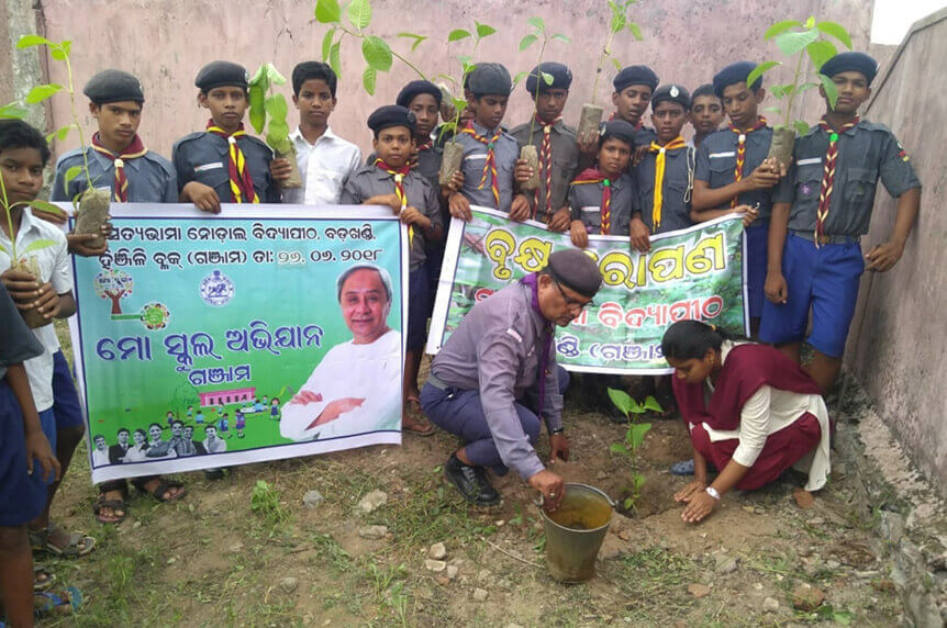 Engage young scouts and guides in making the planet greener. Photo Credit: Mo School Abhiyan DEO WhatsApp group 